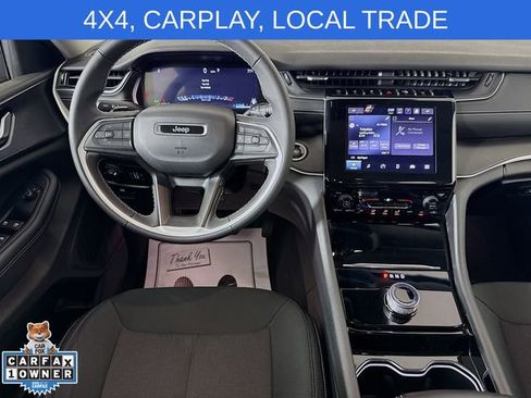 Used 2023 Jeep Grand Cherokee Laredo AWD/4WD image 20