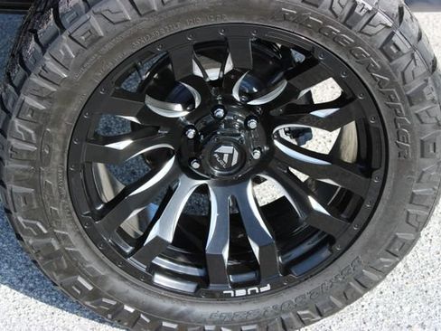 Used 2024 GMC Sierra 1500 Elevation w/ X31 Off-Road Package AWD/4WD image 16