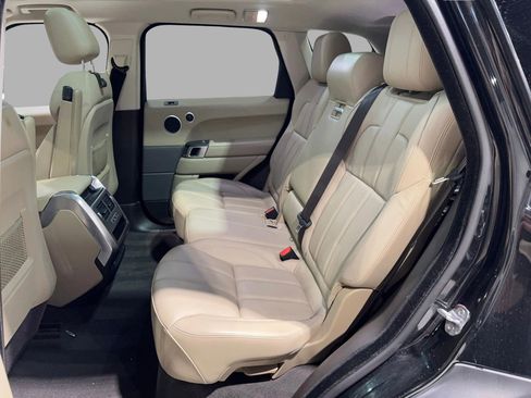 Used 2017 Land Rover Range Rover Sport SE image 19