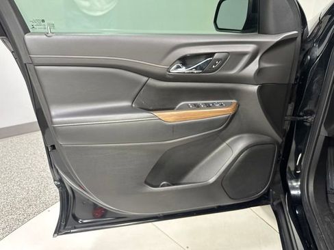 Used 2019 GMC Acadia SLE AWD/4WD image 8