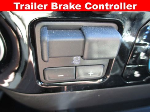 Used 2024 GMC Sierra 1500 SLT w/ SLT Premium Plus Package image 19