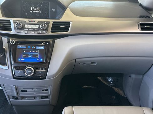 Used 2016 Honda Odyssey Touring image 28