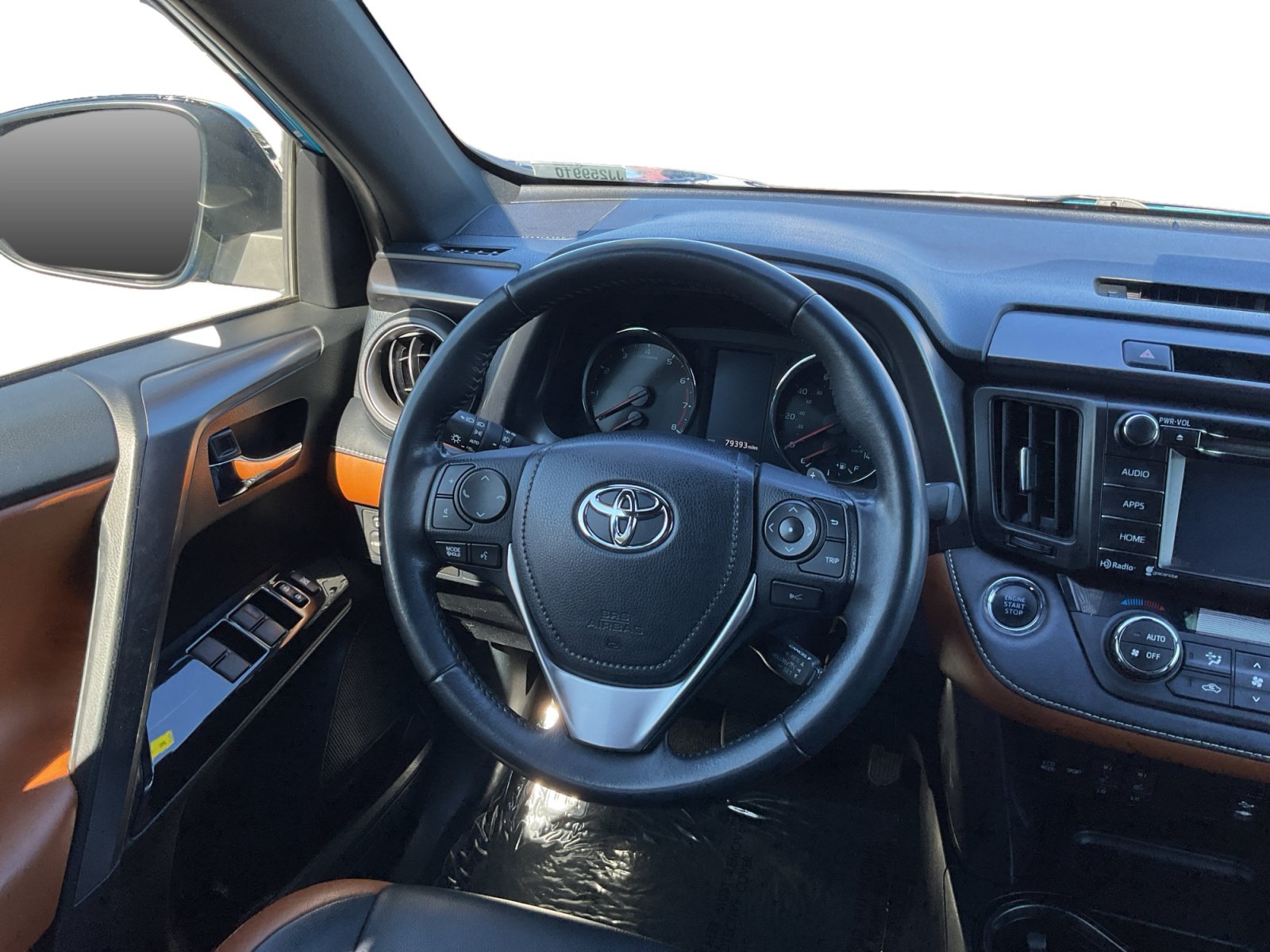 Used 2018 Toyota RAV4 SE w/ Power Extra Value Package AWD/4WD image 11