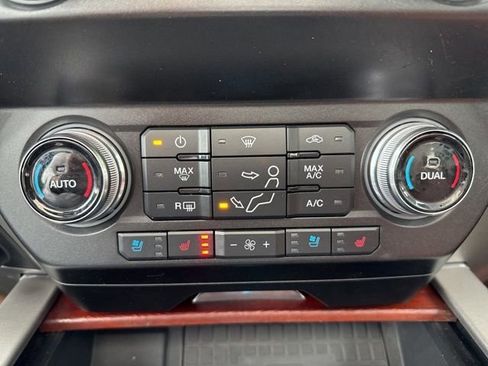 Used 2021 Ford F250 King Ranch w/ King Ranch Ultimate Package AWD/4WD image 31