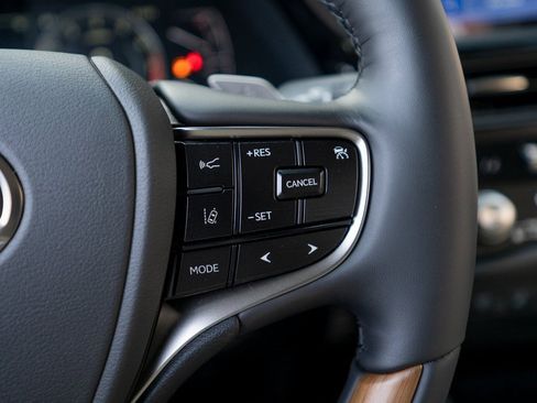 New 2025 Lexus ES 350 Ultra Luxury image 20