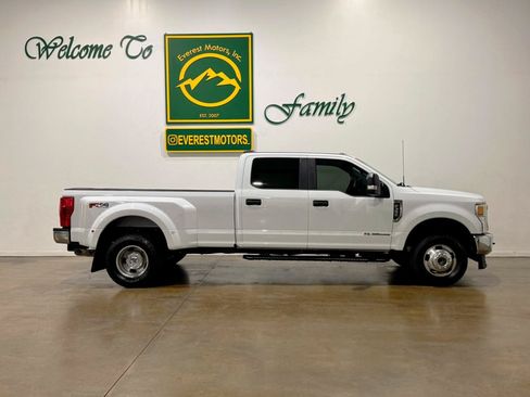 Used 2022 Ford F350 XL w/ STX Appearance Package AWD/4WD image 2