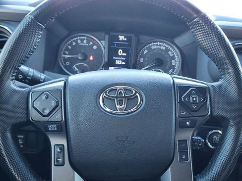 Used 2023 Toyota Tacoma TRD Off-Road image 28