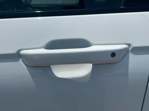 New 2025 Jeep Grand Cherokee Laredo w/ Luxury Tech Group I image 16