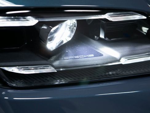 New 2026 Porsche Taycan 4S image 33