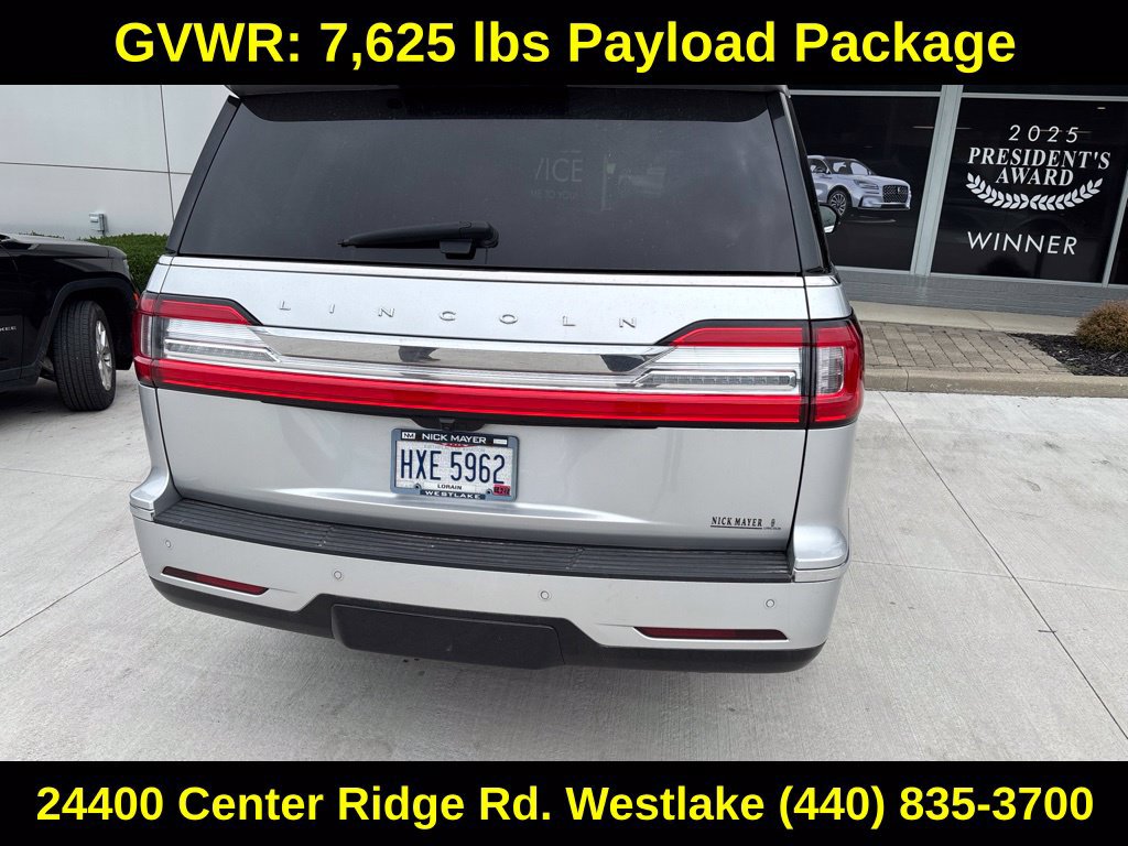 Used 2019 Lincoln Navigator Reserve AWD/4WD image 12