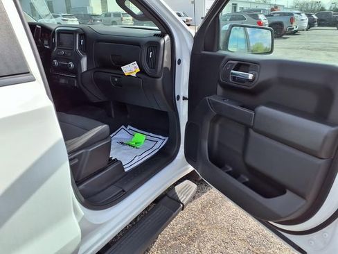 Used 2024 GMC Sierra 1500 Pro w/ Pro Value Package AWD/4WD image 81