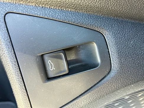 Used 2025 Volkswagen Jetta Sport FWD image 20