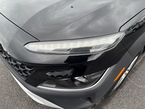 Used 2022 Hyundai Kona SE w/ Cargo Package FWD image 9