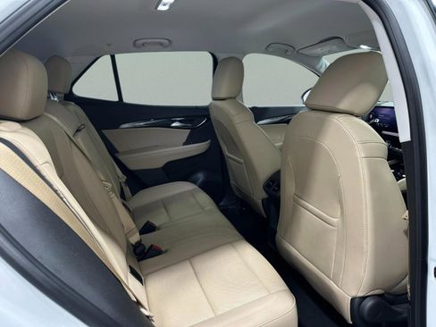 Used 2024 Buick Envision Preferred image 11