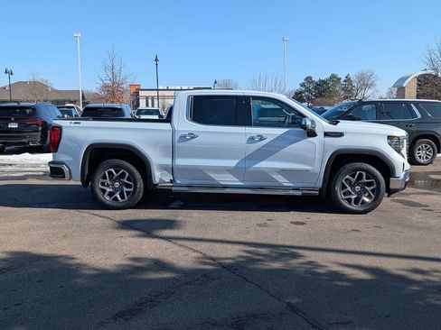 New 2026 GMC Sierra 1500 SLT w/ SLT Premium Plus Package image 10