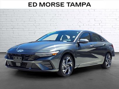 Used 2025 Hyundai Elantra Limited