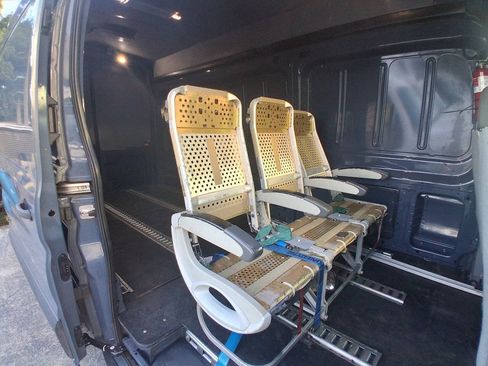 Used 2019 Ford Transit 250 148 High Roof Extended RWD image 17