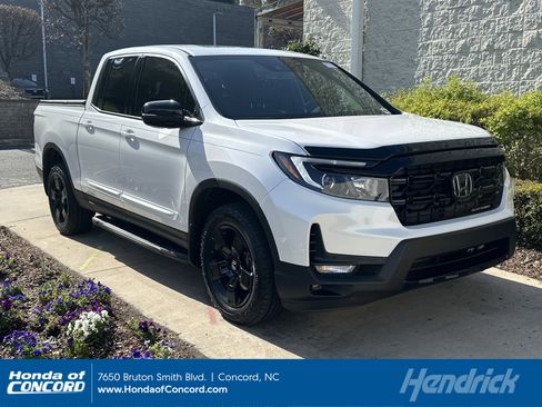 Certified 2026 Honda Ridgeline Black Edition image 1