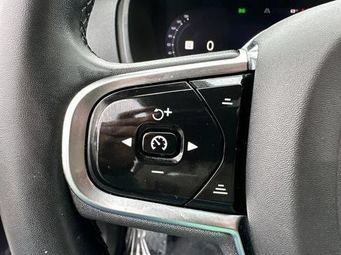 Used 2023 Volvo XC90 B6 Plus w/ Protection Package Premier AWD/4WD image 32