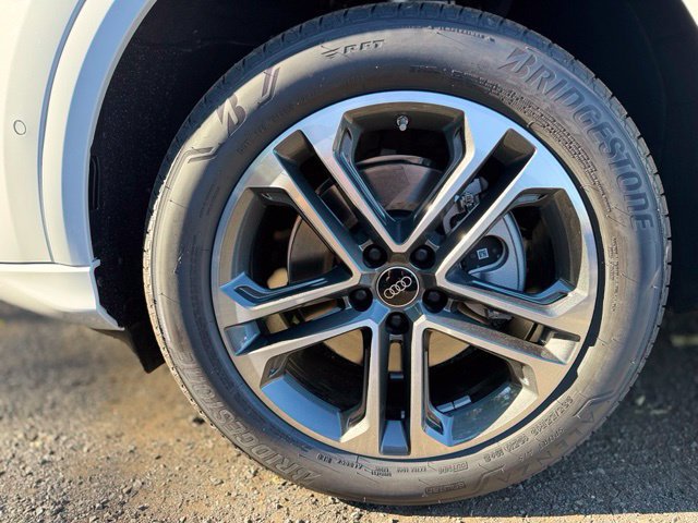 New 2026 Audi Q5 Premium Plus AWD/4WD image 10