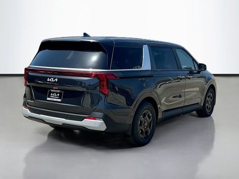 New 2026 Kia Carnival LX FWD image 7