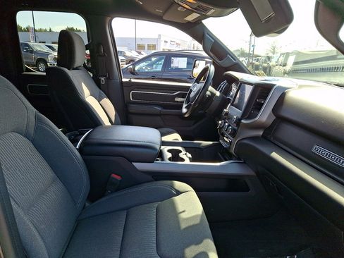 Used 2022 RAM 1500 Big Horn w/ Night Edition image 12