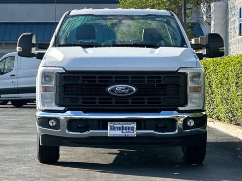New 2026 Ford F250 XL w/ XL Chrome Package image 9