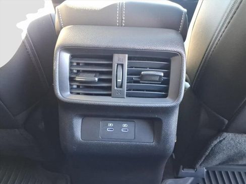 Used 2025 Nissan Murano SL AWD/4WD image 14
