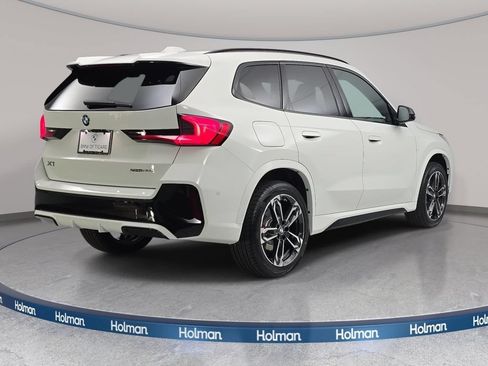 New 2026 BMW X1 xDrive28i w/ Technology Package AWD/4WD image 5