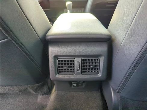 Used 2025 Toyota Camry SE w/ Convenience Package FWD image 23