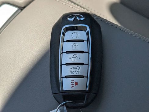 Used 2023 INFINITI QX50 Luxe image 27