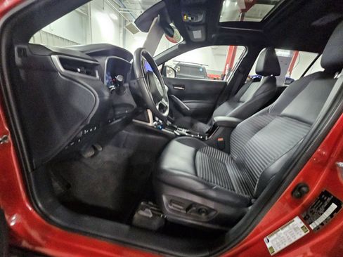 Certified 2023 Toyota Corolla Cross XSE w/ Convenience Package image 16