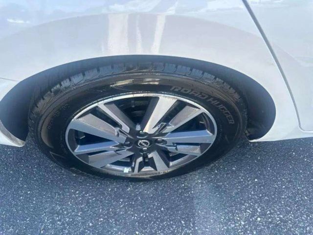 Used 2023 Nissan Versa SV FWD image 19