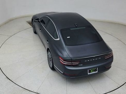 Used 2024 Genesis G80 image 80