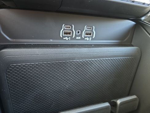 New 2026 RAM 3500 Big Horn AWD/4WD image 29