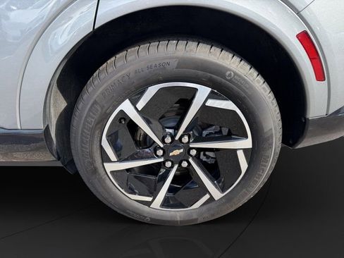 Used 2024 Chevrolet Equinox EV LT AWD/4WD image 21