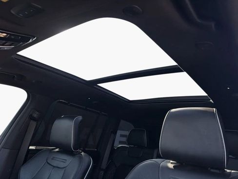 Used 2022 Jeep Grand Cherokee Summit w/ Luxury Tech Group V AWD/4WD image 19