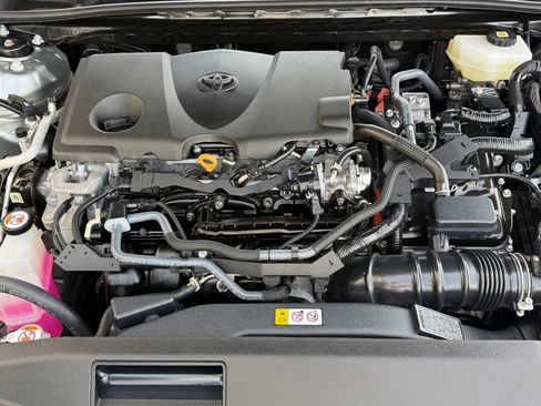 Used 2026 Toyota Camry SE FWD image 7