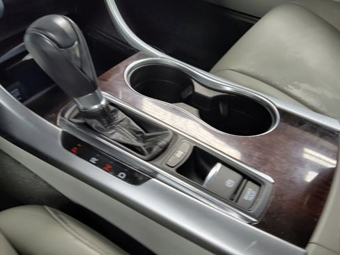 Used 2015 Acura TLX FWD image 26