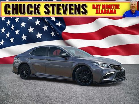 Used 2021 Toyota Camry SE FWD image 1