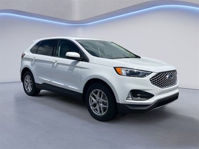 Used 2023 Ford Edge SEL w/ Convenience Package