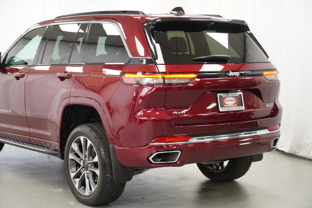 Certified 2025 Jeep Grand Cherokee Overland w/ Adv Protech Group III AWD/4WD image 26