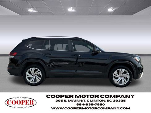 Used 2023 Volkswagen Atlas SE w/ Panoramic Sunroof Package image 6
