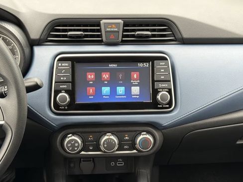 Used 2025 Nissan Versa SV w/ Trunk Package FWD image 16