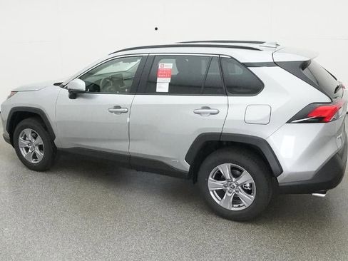 New 2025 Toyota RAV4 XLE image 4