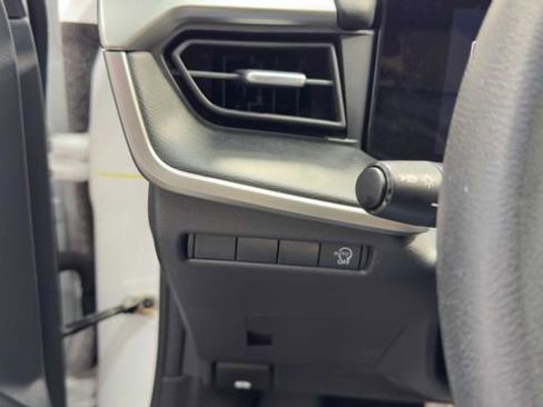 Used 2025 Nissan Kicks S FWD image 32
