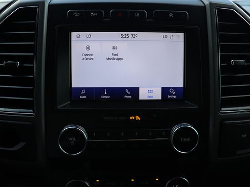 Used 2020 Ford Expedition XLT AWD/4WD image 38