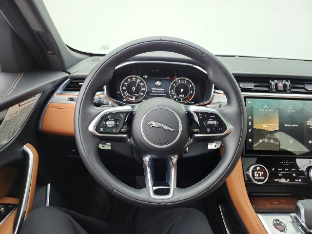 Certified 2026 Jaguar F-PACE R-Dynamic S AWD/4WD image 49
