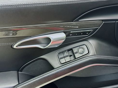 Used 2019 Porsche 911 Turbo S image 20