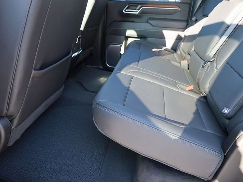 Used 2025 GMC Sierra 3500 Denali w/ Denali Reserve Package image 17